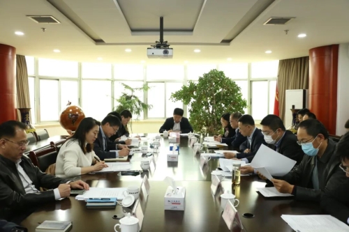 全市地方金融监管系统统筹发展和安全工作推进会议召开