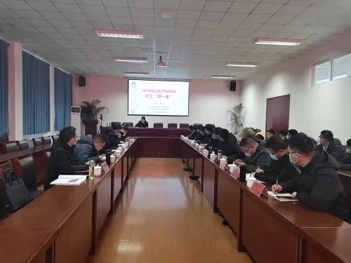 市交通工程建设事务服务中心督导重点工程项目扎实开展“开工第一课”活动